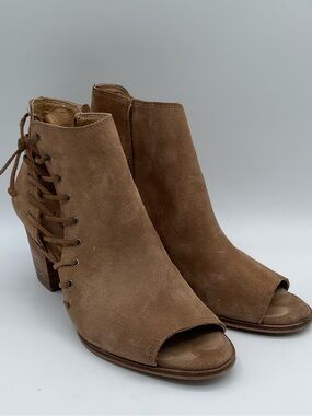 Lucky Brand tan suede peep-toe lace-up ankle booties size 8.5